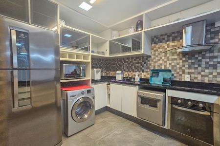 Apartamento para alugar com 179m², 3 quartos e 2 vagas Apartamento para alugar com 179m², 3 quartos e 2 vagascozinha