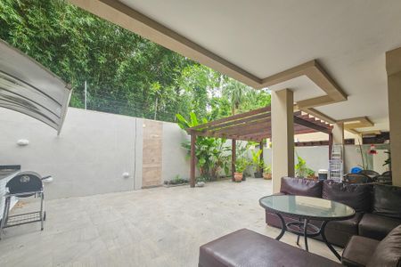 Apartamento para alugar com 179m², 3 quartos e 2 vagas Apartamento para alugar com 179m², 3 quartos e 2 vagasvaranda