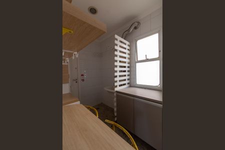 Apartamento à venda com 136m², 3 quartos e 3 vagas Apartamento à venda com 136m², 3 quartos e 3 vagasCozinha