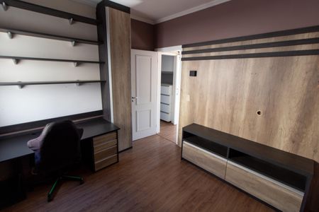 Apartamento à venda com 136m², 3 quartos e 3 vagas Apartamento à venda com 136m², 3 quartos e 3 vagasSuíte 2