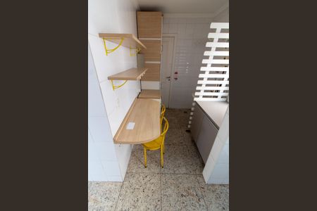 Apartamento à venda com 136m², 3 quartos e 3 vagas Apartamento à venda com 136m², 3 quartos e 3 vagasCozinha