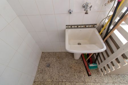 Apartamento à venda com 136m², 3 quartos e 3 vagas Apartamento à venda com 136m², 3 quartos e 3 vagasÁrea de Serviço