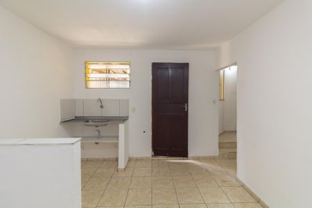 Casa para alugar com 48m², 1 quarto e sem vaga Casa para alugar com 48m², 1 quarto e sem vagaSala/Cozinha