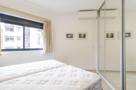 Apartamento à venda com 43m², 1 quarto e 1 vagaQuarto