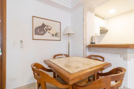 Apartamento à venda com 43m², 1 quarto e 1 vagaSala de Jantar