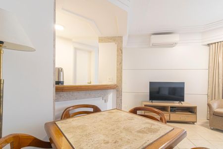 Sala de Jantar de apartamento à venda com 1 quarto, 43m² em Jardim Paulistano, São Paulo