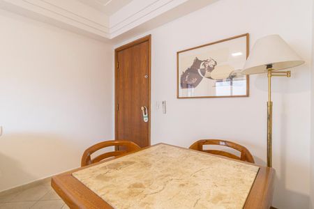 Apartamento à venda com 43m², 1 quarto e 1 vagaSala de Jantar