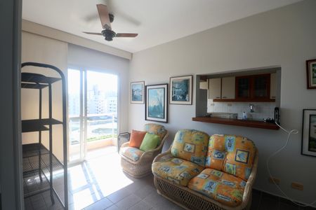 Sala de apartamento para alugar com 2 quartos, 63m² em Balneario Cidade Atlantica, Guarujá