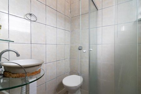 Casa para alugar com 60m², 2 quartos e sem vaga Casa para alugar com 60m², 2 quartos e sem vagaBanheiro da Suíte