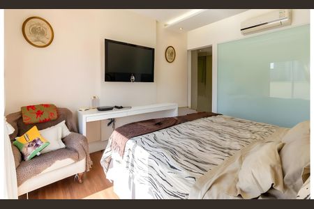 Apartamento para alugar com 316m², 4 quartos e 1 vaga