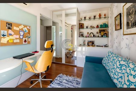 Apartamento para alugar com 316m², 4 quartos e 1 vaga