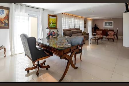 Apartamento para alugar com 316m², 4 quartos e 1 vaga