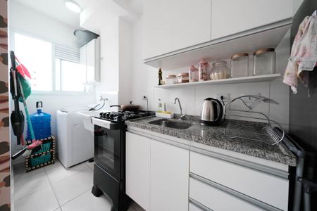 Sala/Cozinha de apartamento para alugar com 1 quarto, 27m² em Vila Guilhermina, São Paulo