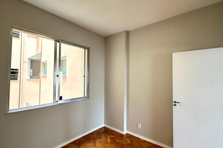 Apartamento para alugar com 109m², 3 quartos e 1 vaga