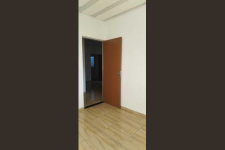 Quarto 2 de apartamento para alugar com 2 quartos, 50m² em Jardim de Ala (Justinopolis), Ribeirão das Neves
