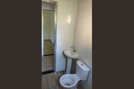 Banheiro  de apartamento para alugar com 2 quartos, 52m² em Jardim de Ala (Justinopolis), Ribeirão das Neves