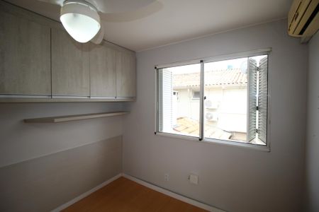 Casa de condomínio à venda com 80m², 3 quartos e 2 vagasQuarto 2