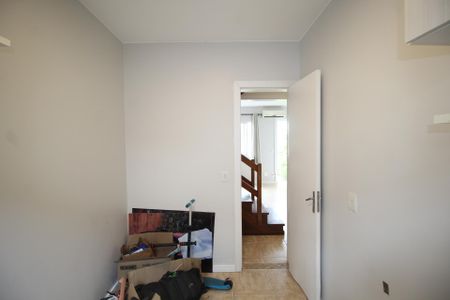 Quarto 1 de casa de condomínio para alugar com 3 quartos, 80m² em Humaitá, Porto Alegre