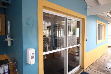 Casa de condomínio à venda com 80m², 3 quartos e 2 vagasAcademia