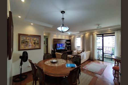 Apartamento para alugar com 80m², 2 quartos e 2 vagas Apartamento para alugar com 80m², 2 quartos e 2 vagasSala