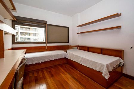 Apartamento para alugar com 4 quartos, 270m² em Butantã, São Paulo