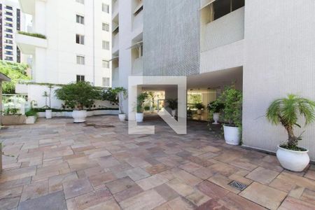 Apartamento à venda com 93m², 2 quartos e 1 vaga Apartamento à venda com 93m², 2 quartos e 1 vagaÁrea comum