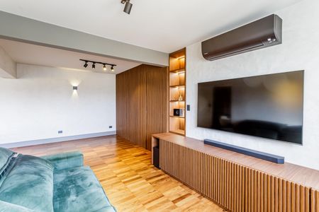 Sala de apartamento à venda com 2 quartos, 93m² em Itaim Bibi, São Paulo