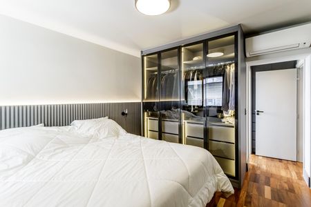 Apartamento à venda com 93m², 2 quartos e 1 vaga Apartamento à venda com 93m², 2 quartos e 1 vagaQuarto Suíte