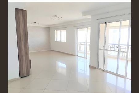 Apartamento para alugar com 4 quartos, 175m² em Vila Romana, São Paulo