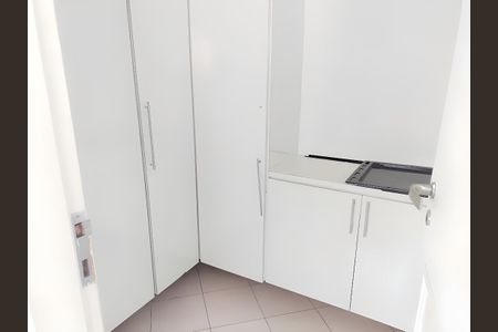 Apartamento para alugar com 4 quartos, 175m² em Vila Romana, São Paulo