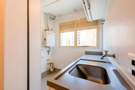 Apartamento para alugar com 250m², 4 quartos e 1 vaga