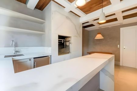 Apartamento para alugar com 250m², 4 quartos e 1 vaga