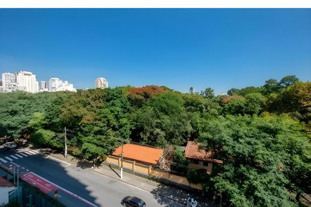 Apartamento para alugar com 250m², 4 quartos e 1 vaga