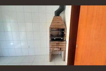 Cozinha  de apartamento para alugar com 2 quartos, 70m² em Niterói, Canoas