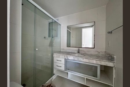 Apartamento para alugar com 103m², 3 quartos e 2 vagasSuite - Banheiro