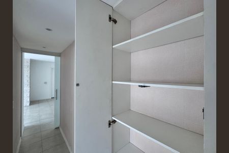 Apartamento para alugar com 103m², 3 quartos e 2 vagasCorredor