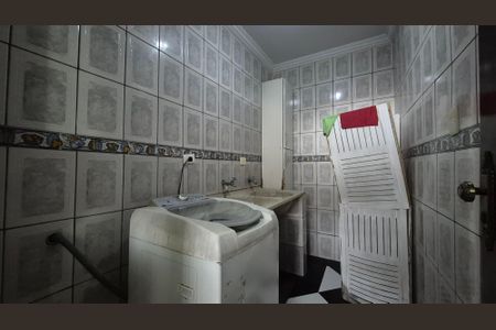 Casa à venda com 180m², 3 quartos e 3 vagas Casa à venda com 180m², 3 quartos e 3 vagasArea de serviço