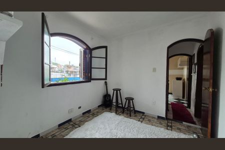 Casa à venda com 180m², 3 quartos e 3 vagas Casa à venda com 180m², 3 quartos e 3 vagasQuarto