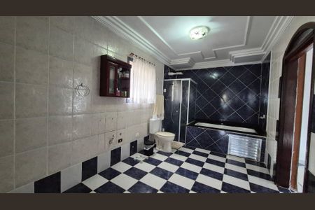 Casa à venda com 180m², 3 quartos e 3 vagas Casa à venda com 180m², 3 quartos e 3 vagasBanheiro