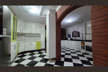 Casa à venda com 180m², 3 quartos e 3 vagas Casa à venda com 180m², 3 quartos e 3 vagasCozinha