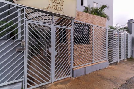 Apartamento para alugar com 67m², 2 quartos e 1 vagaFachada