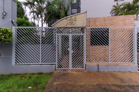 Apartamento para alugar com 67m², 2 quartos e 1 vagaFachada