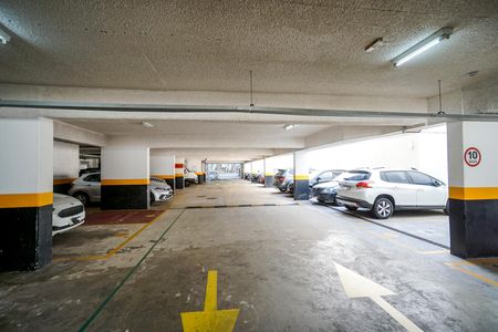 Apartamento à venda com 60m², 2 quartos e 1 vaga Apartamento à venda com 60m², 2 quartos e 1 vagaGaragem