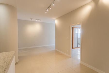 Apartamento para alugar com 90m², 2 quartos e sem vagaSala