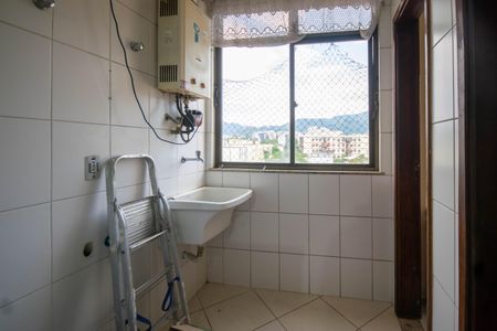 Apartamento para alugar com 170m², 2 quartos e 1 vaga Apartamento para alugar com 170m², 2 quartos e 1 vagaCozinha e Área de Serviço