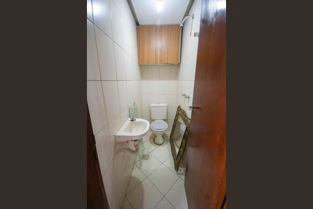 Apartamento para alugar com 170m², 2 quartos e 1 vaga Apartamento para alugar com 170m², 2 quartos e 1 vagaBanheiro de serviço