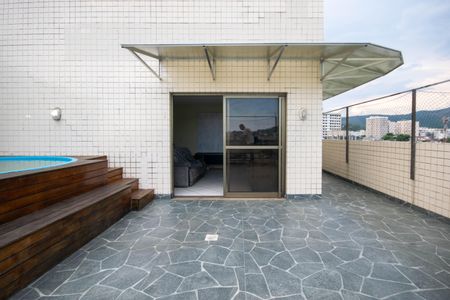 Apartamento para alugar com 170m², 2 quartos e 1 vaga Apartamento para alugar com 170m², 2 quartos e 1 vagaCobertura