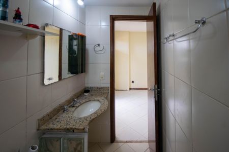 Apartamento para alugar com 170m², 2 quartos e 1 vaga Apartamento para alugar com 170m², 2 quartos e 1 vagaBanheiro da Suíte