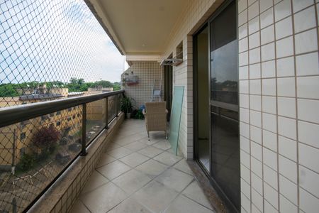 Apartamento para alugar com 170m², 2 quartos e 1 vaga Apartamento para alugar com 170m², 2 quartos e 1 vagaVaranda da Sala