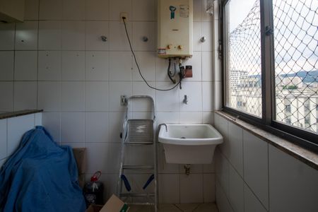 Apartamento para alugar com 170m², 2 quartos e 1 vaga Apartamento para alugar com 170m², 2 quartos e 1 vagaCozinha e Área de Serviço